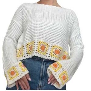 White Crochet Knit Cropped Sweater Orange Yellow Sunburst Boho Daisy, Large